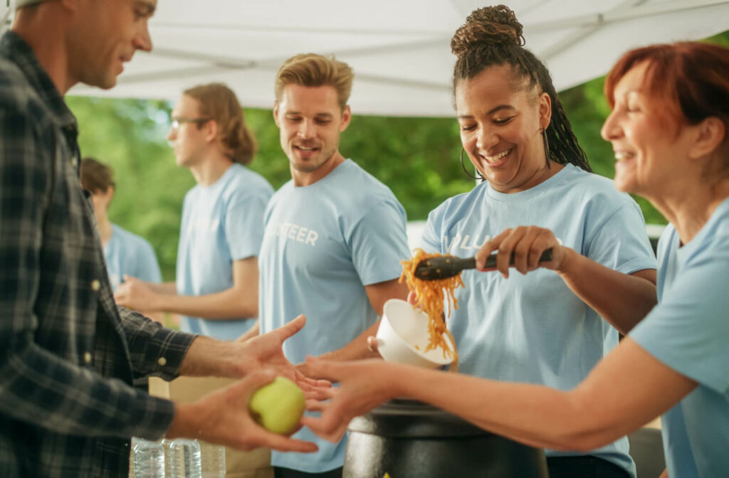 How Volunteer Work Strengthens Social Connections